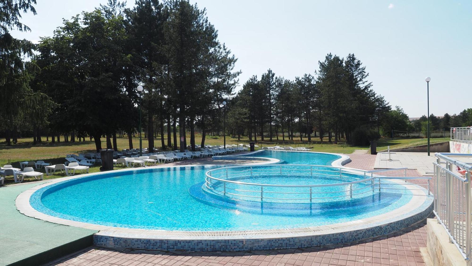 Paradise Park Polski Trŭmbesh Exteriér fotografie