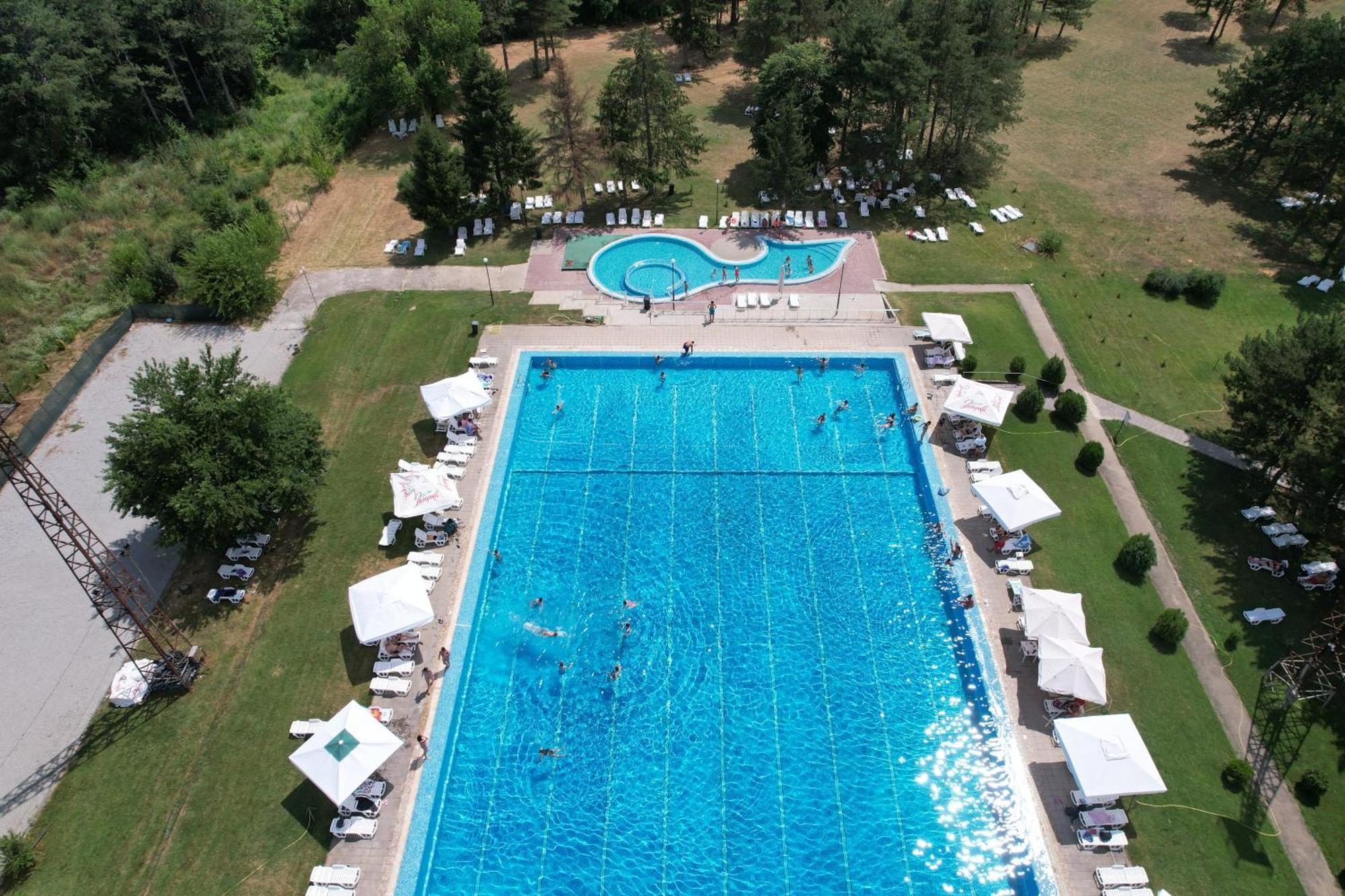 Paradise Park Polski Trŭmbesh Exteriér fotografie